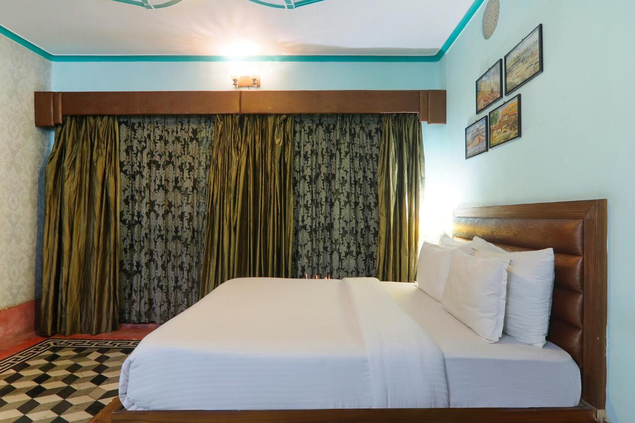 Fabhotel East View Varanasi Eksteriør bilde